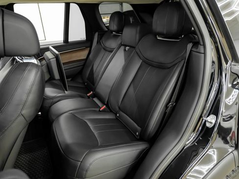 Used 2023 Land Rover Range Rover Autobiography image 40