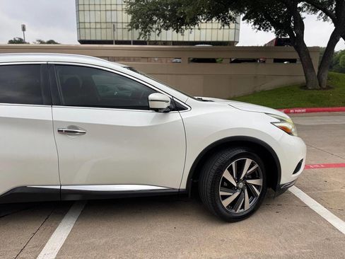 Used 2016 Nissan Murano Platinum w/ Platinum Technology Package FWD image 10