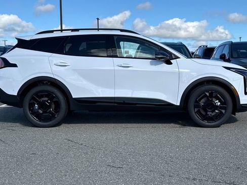 New 2026 Kia Sportage X-Line w/ X-Line Technology Package AWD/4WD image 3