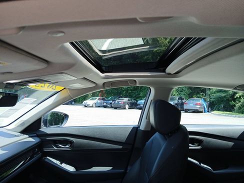 Used 2023 Honda Accord EX-L image 37