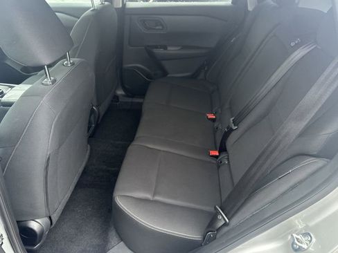 Certified 2025 Nissan Rogue S image 19