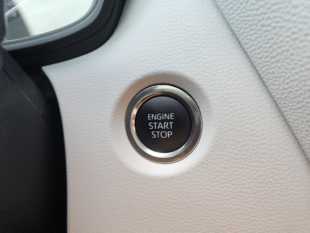 Certified 2025 Toyota Corolla SE FWD image 22
