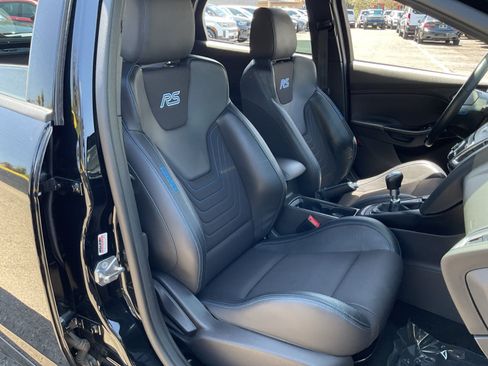 Used 2017 Ford Focus RS AWD/4WD image 21