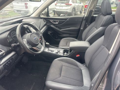 Used 2022 Subaru Forester Premium AWD/4WD image 23