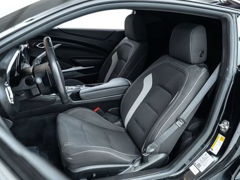 Used 2019 Chevrolet Camaro SS RWD image 20