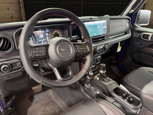 New 2026 Jeep Wrangler Unlimited Rubicon 392 w/ Quick Order Package 27X Moab image 5