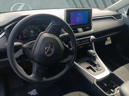 Used 2023 Toyota RAV4 XLE w/ Convenience Package FWD image 10