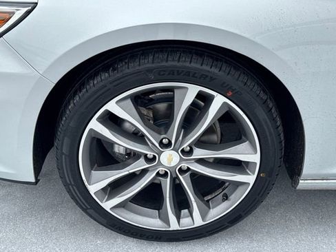 Used 2022 Chevrolet Malibu LT image 23