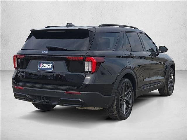 Used 2025 Ford Explorer ST-Line w/ Premium Package RWD image 5