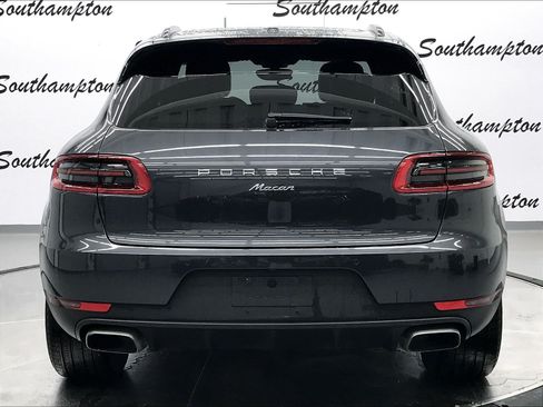 Used 2018 Porsche Macan AWD/4WD image 5