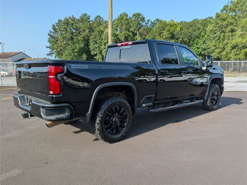 Used 2025 Chevrolet Silverado 2500 LT w/ Trail Boss Package AWD/4WD image 5