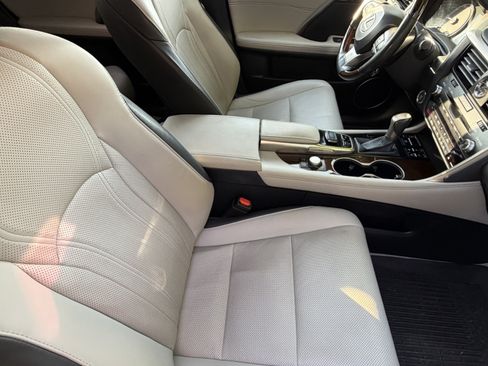 Used 2019 Lexus RX 350 AWD w/ Navigation Package image 44