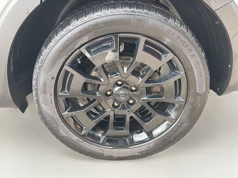 Used 2021 Kia Telluride EX w/ EX Premium Package AWD/4WD image 37