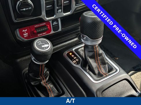 Used 2023 Jeep Gladiator Mojave w/ Cold Weather Group AWD/4WD image 36