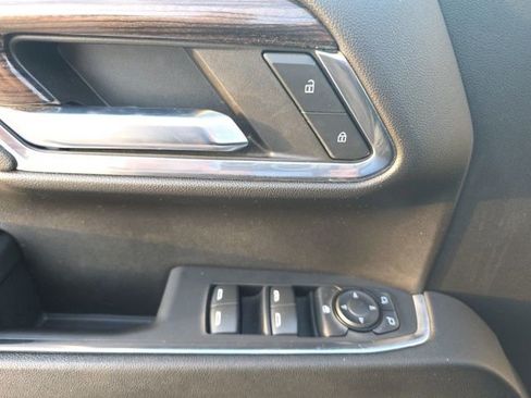 Used 2024 Chevrolet Silverado 1500 LT image 10