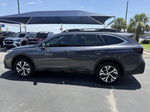 Used 2022 Subaru Outback Limited w/ Popular Package #2 AWD/4WD image 4