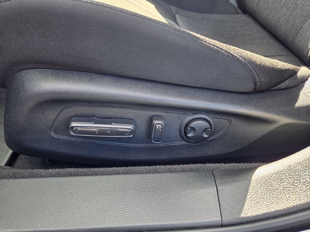 Used 2025 Honda Accord Sport image 12