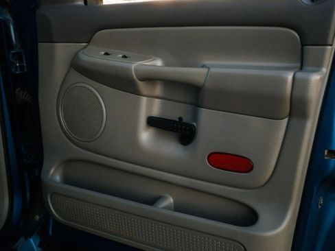 Used 2004 Dodge Ram 2500 Truck SLT w/ Trailer Tow Group image 32