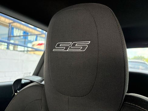 Used 2015 Chevrolet Camaro SS w/ Black Rally Stripe Package RWD image 31