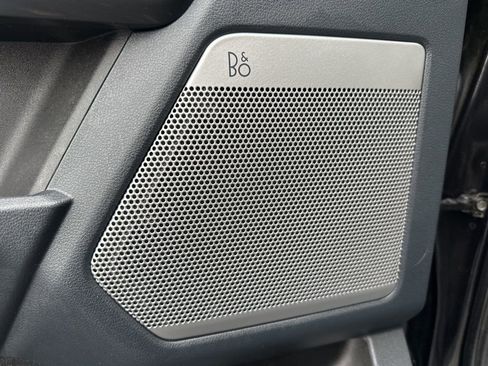 Used 2022 Ford F150 Lariat w/ Equipment Group 502A High image 21