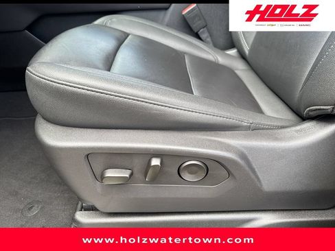 Certified 2025 Chevrolet Tahoe LT AWD/4WD image 15