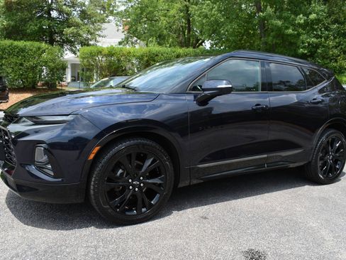 Used 2020 Chevrolet Blazer RS AWD/4WD image 2