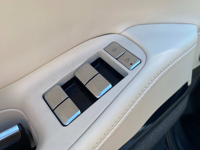 New 2027 Lincoln Navigator Reserve AWD/4WD image 11