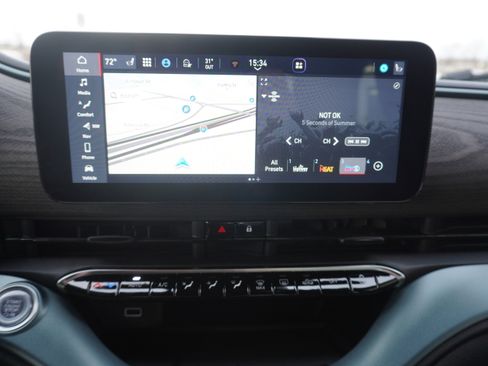 New 2025 FIAT 500 e image 19