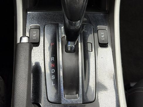 Used 2017 Honda Accord EX-L image 19