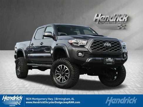 Used 2022 Toyota Tacoma TRD Sport w/ Technology Package image 1