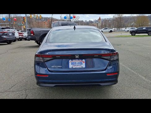 Used 2025 Honda Accord SE image 7