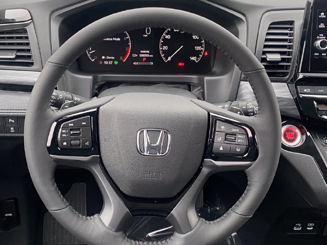 New 2026 Honda Odyssey Elite image 17