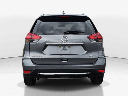Used 2018 Nissan Rogue SV AWD/4WD image 5