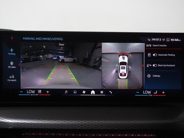 Used 2025 BMW M340i w/ Premium Package RWD image 29