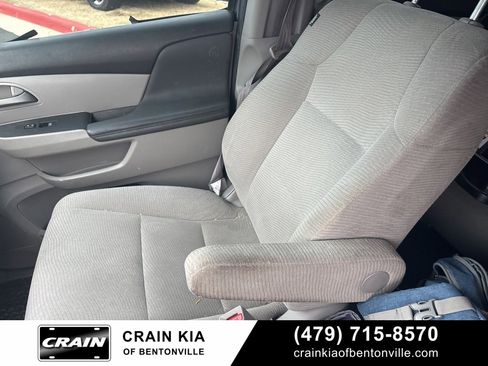 Used 2012 Honda Odyssey EX image 20