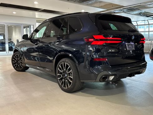 Used 2024 BMW X5 xDrive40i w/ M Sport Package AWD/4WD image 4