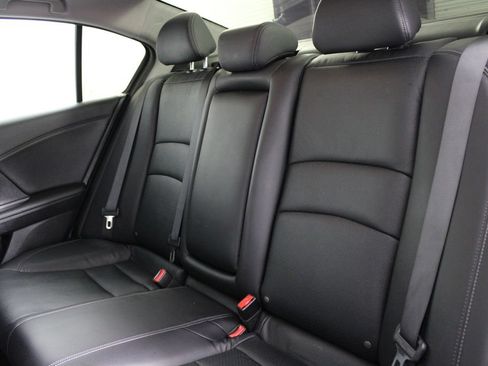 Used 2017 Honda Accord Touring image 19
