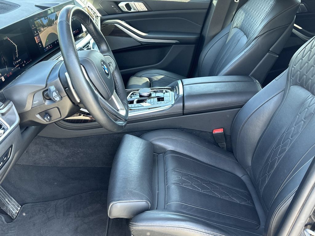 Used 2026 BMW X7 xDrive40i AWD/4WD image 14