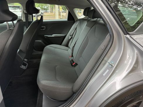 Used 2025 Kia K4 FWD image 37