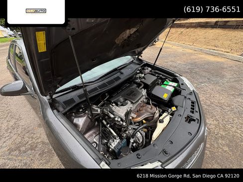 Used 2013 Toyota Camry SE FWD image 25