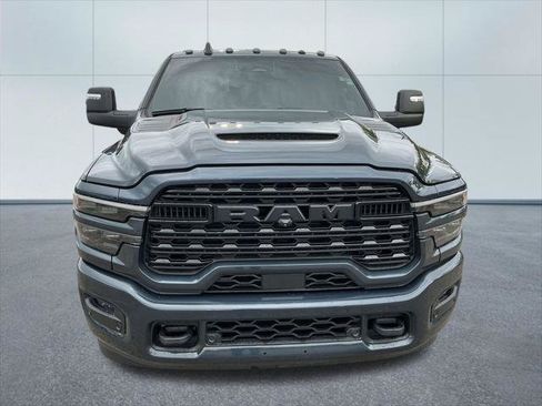 Certified 2026 RAM 3500 Limited AWD/4WD image 10
