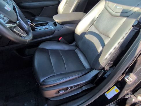 Used 2020 Cadillac XT5 Premium Luxury image 16