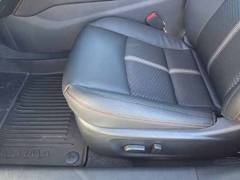 New 2025 Nissan Altima 2.5 SR image 22