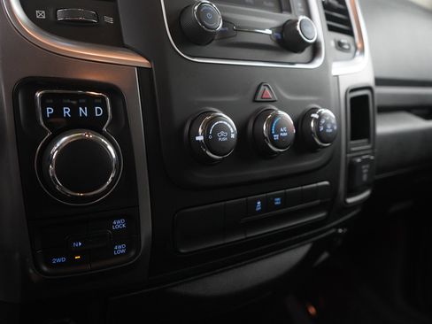 Used 2023 RAM 1500 Classic SLT image 22