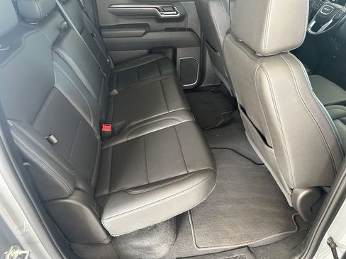 Used 2025 GMC Sierra 1500 SLT AWD/4WD image 34