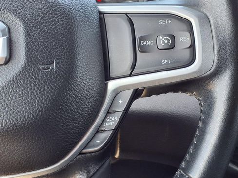 Used 2023 RAM 1500 Big Horn AWD/4WD image 16
