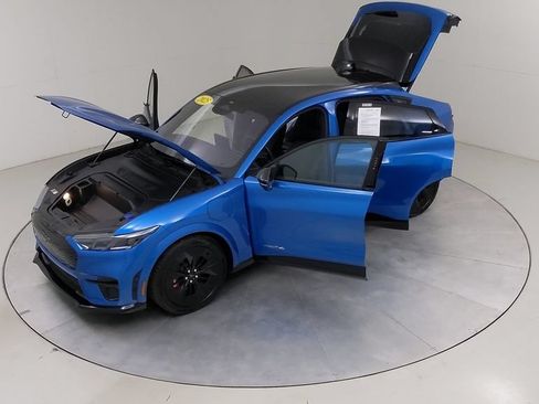 Certified 2025 Ford Mustang Mach-E GT AWD/4WD image 53