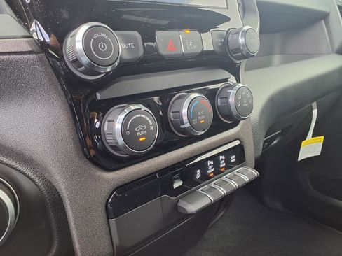 New 2026 RAM 1500 Express image 14