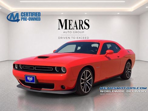 Used 2022 Dodge Challenger R/T w/ Plus Package RWD image 1