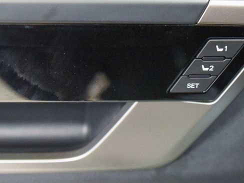 Used 2024 Toyota Tundra Limited image 16